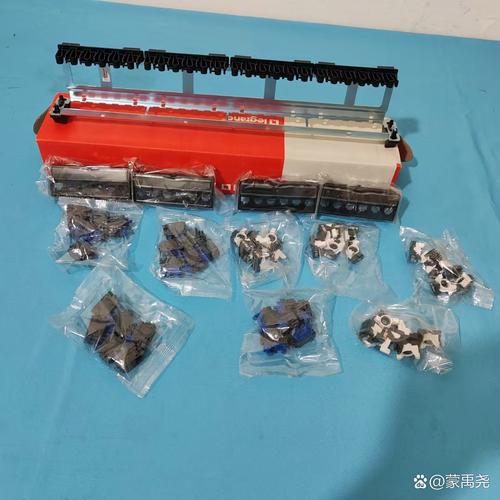 慈溪市华维通信设备厂 网络配线架、面板、模块与ODF单元箱终端盒直销中